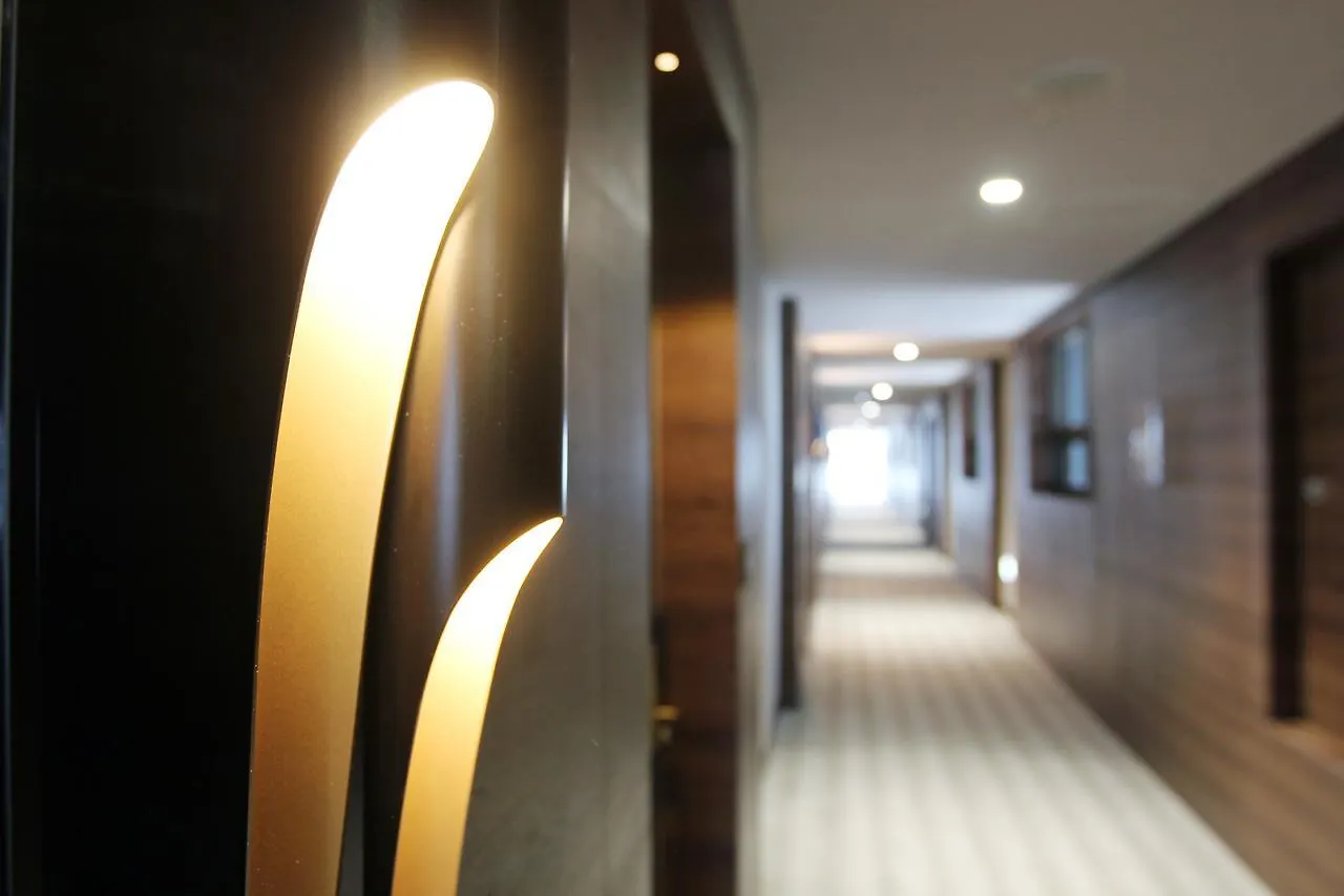 Western Grace Hotel Incheon 4*,